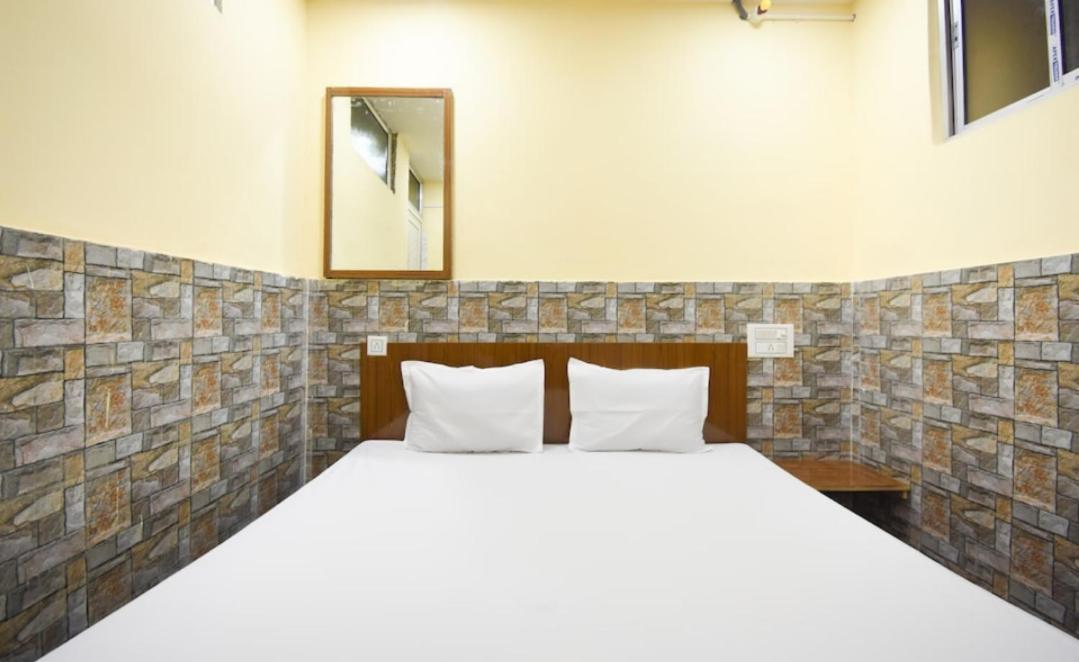 Готель Daylight Palace Haora Екстер'єр фото