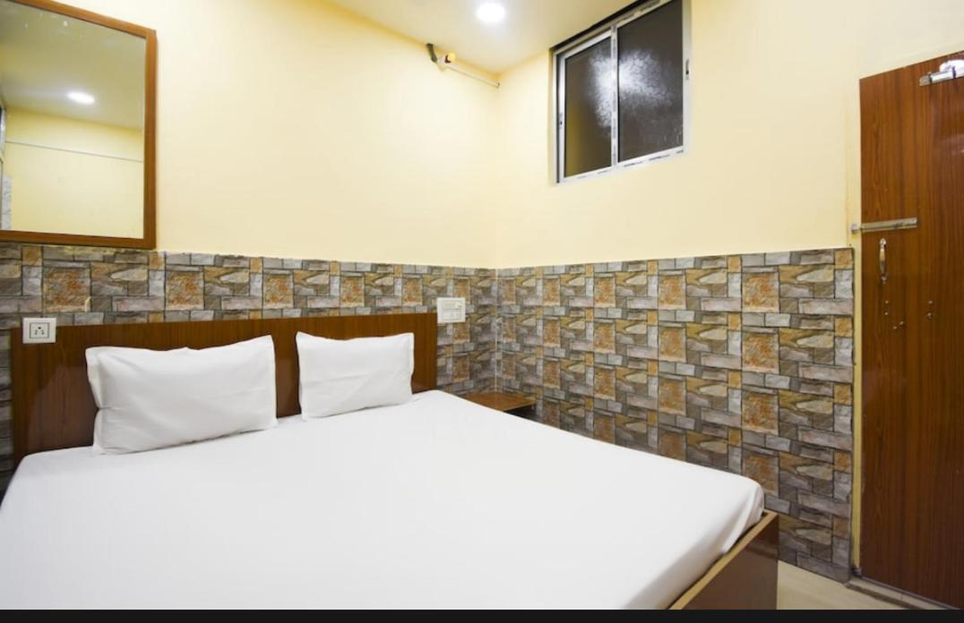 Готель Daylight Palace Haora Екстер'єр фото